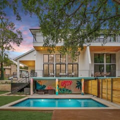 Pool, Near UT Football + DT | Large Group Retreat