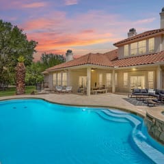 Sleeps 19 | Pool, Game Room | Luxe Fall Retreat