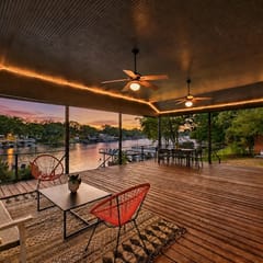 Sleeps 22 | Party Barn, Pickleball, Dock, Lake LBJ