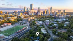 Sleeps 20 | Near UT Football, Pool, Historic Home - Image 4