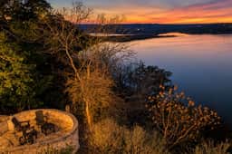 Lake Travis Estate | Community Pool + Pickleball - Image 3