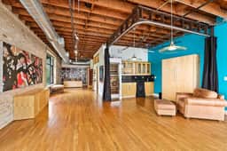Private Rooftop | Downtown Condo, Walk Anywhere! - Image 4