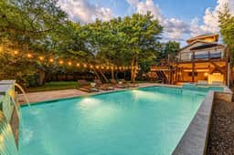 Pool, Hot Tub, Fire Pit | Retreat Near UT Football - Image 2