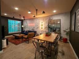 4 Suites, Full 3rd Floor Rental + Rooftop Retreat - Image 5