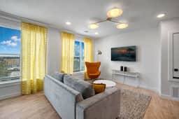 Walkable 2BR Suite + Rooftop Retreat | East Austin - Image 3