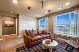 Walkable 2BR Suite + Rooftop Retreat | East Austin - Image 4