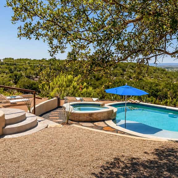 Pool, Hot Tub, Mini Golf | 8 Acre Holiday Retreat - Image 1