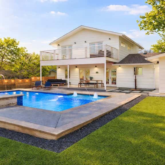 Pool, Hot Tub | Holiday Retreat Near UT Football - Image 1