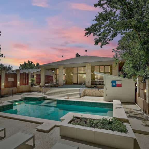Waterfront Fall Retreat | Pool, Fire Pit, Lake LBJ - Image 1