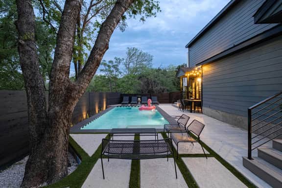 Designer Duplex | Pool, Fire Pit, Near UT Football - Image 4
