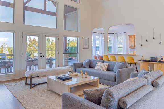 Sleeps 20 | Pool, Game Room | Luxury Fall Retreat - Image 3