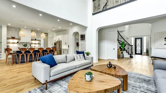 Sleeps 19 | Pool, Game Room | Luxe Fall Retreat - Image 4