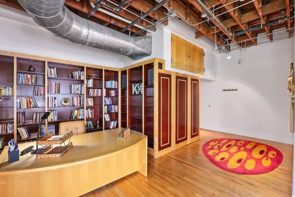 Private Rooftop | Downtown Condo, Walk Anywhere! - Image 2
