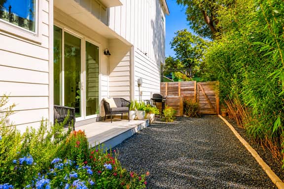 Sleeps 15 | Group Retreat Near UT Football + DT - Image 2